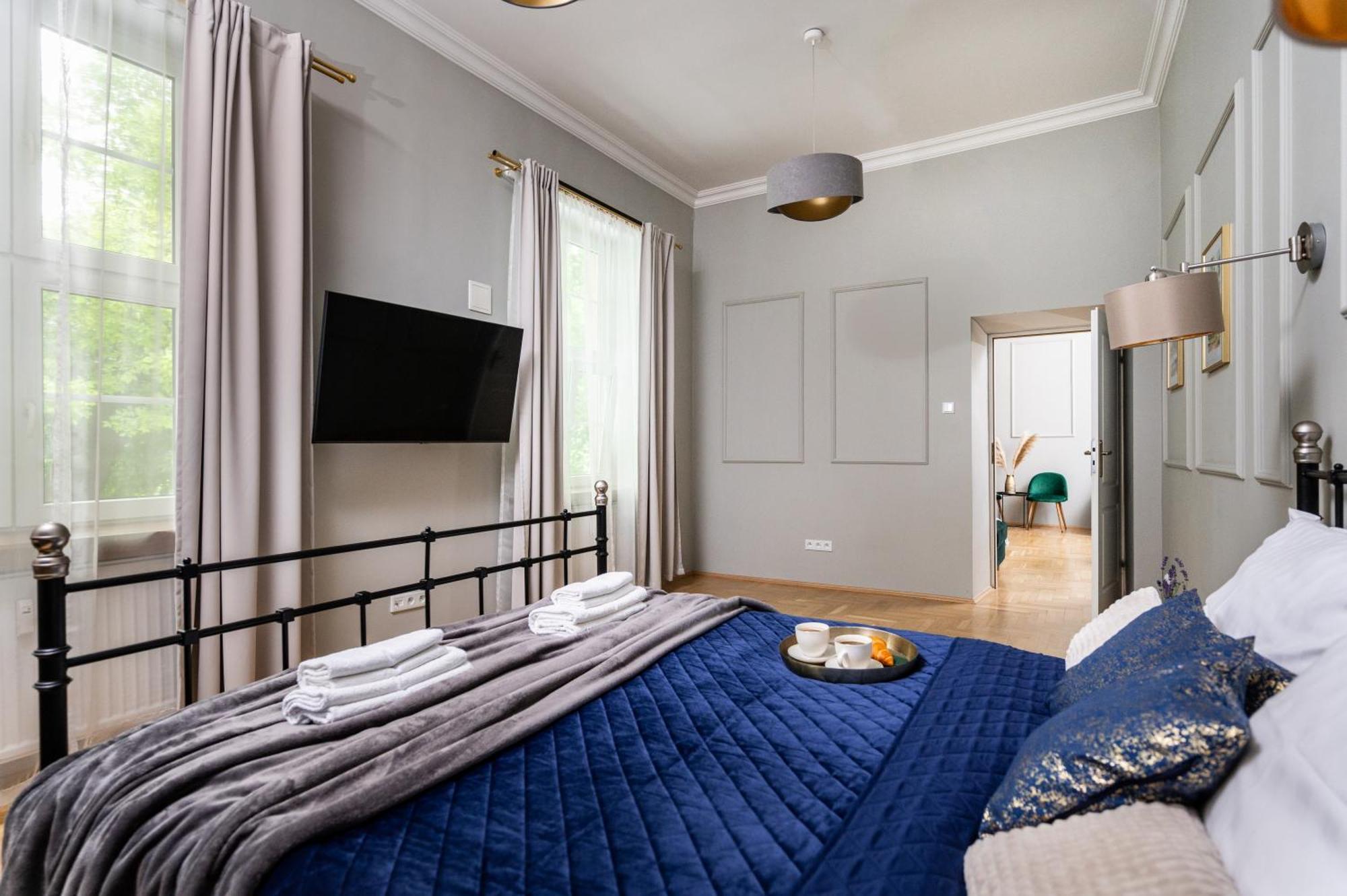 Old Town Luxury Apartment - Rynek Szewska Krasków Εξωτερικό φωτογραφία